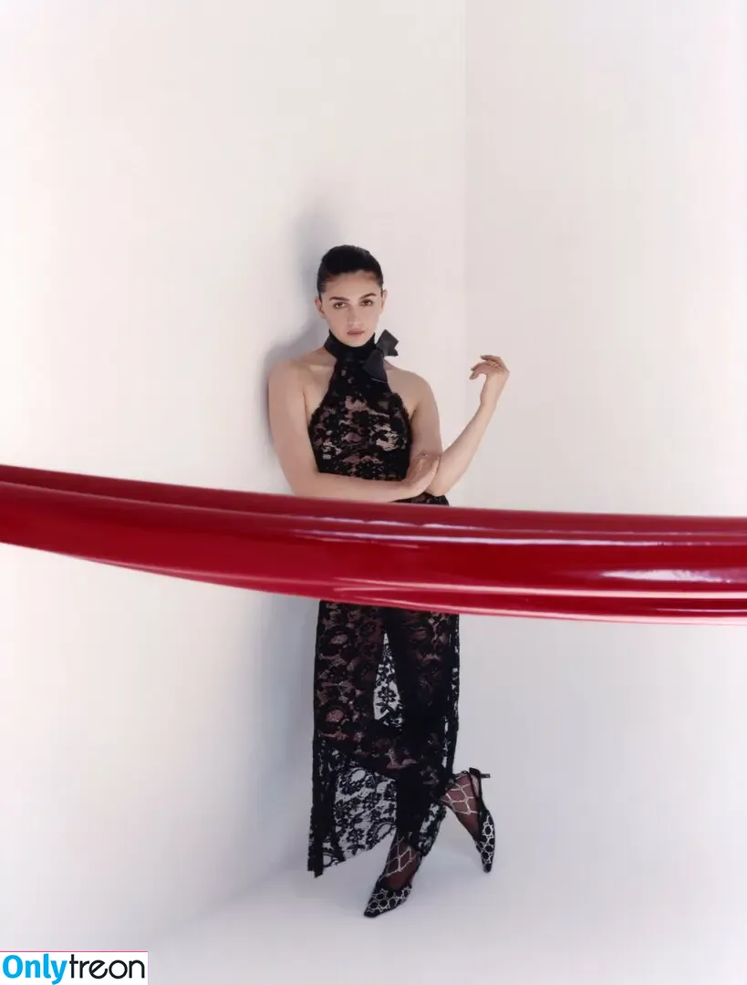 Alia Bhatt nude photo #0098 (aliaa08 / aliaabhatt)