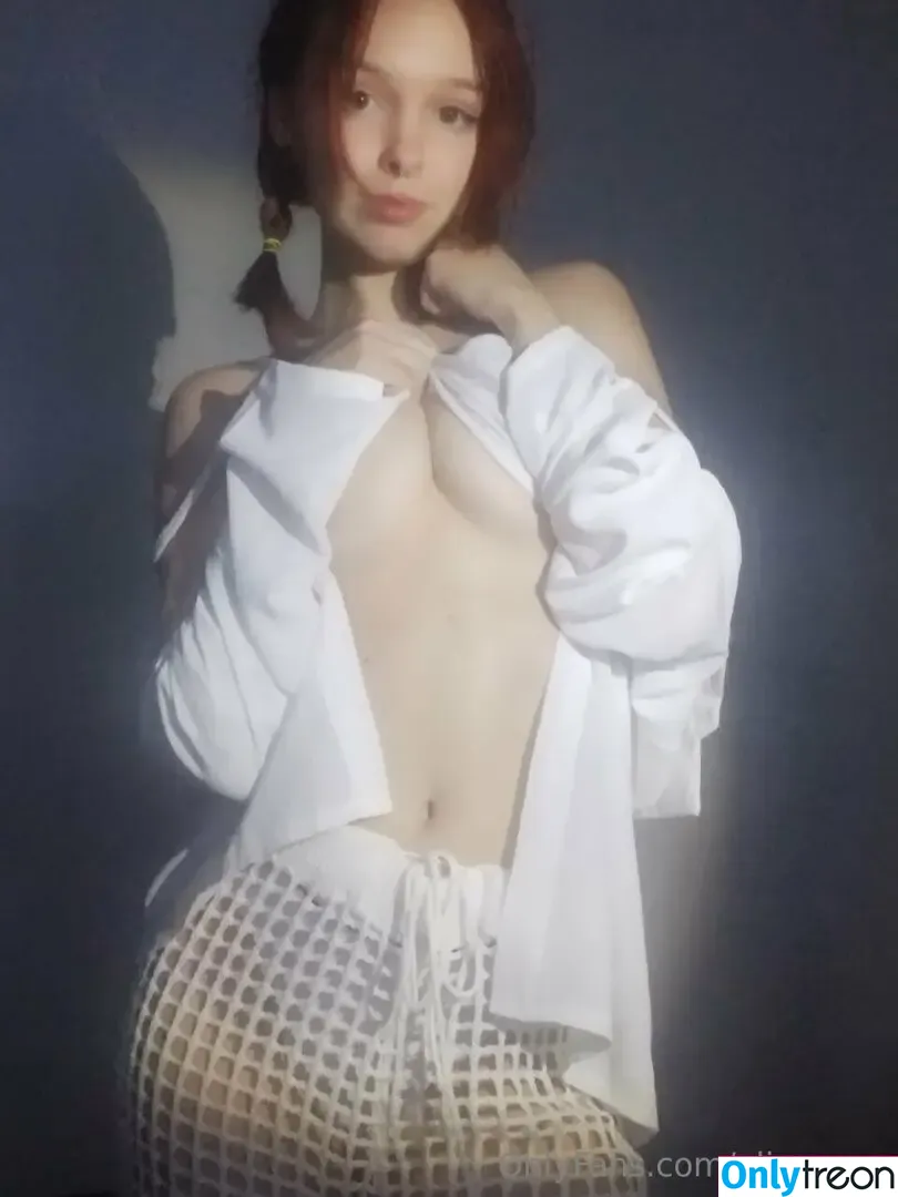 alia_sexy голая photo #0145 (alialkipiyasi)