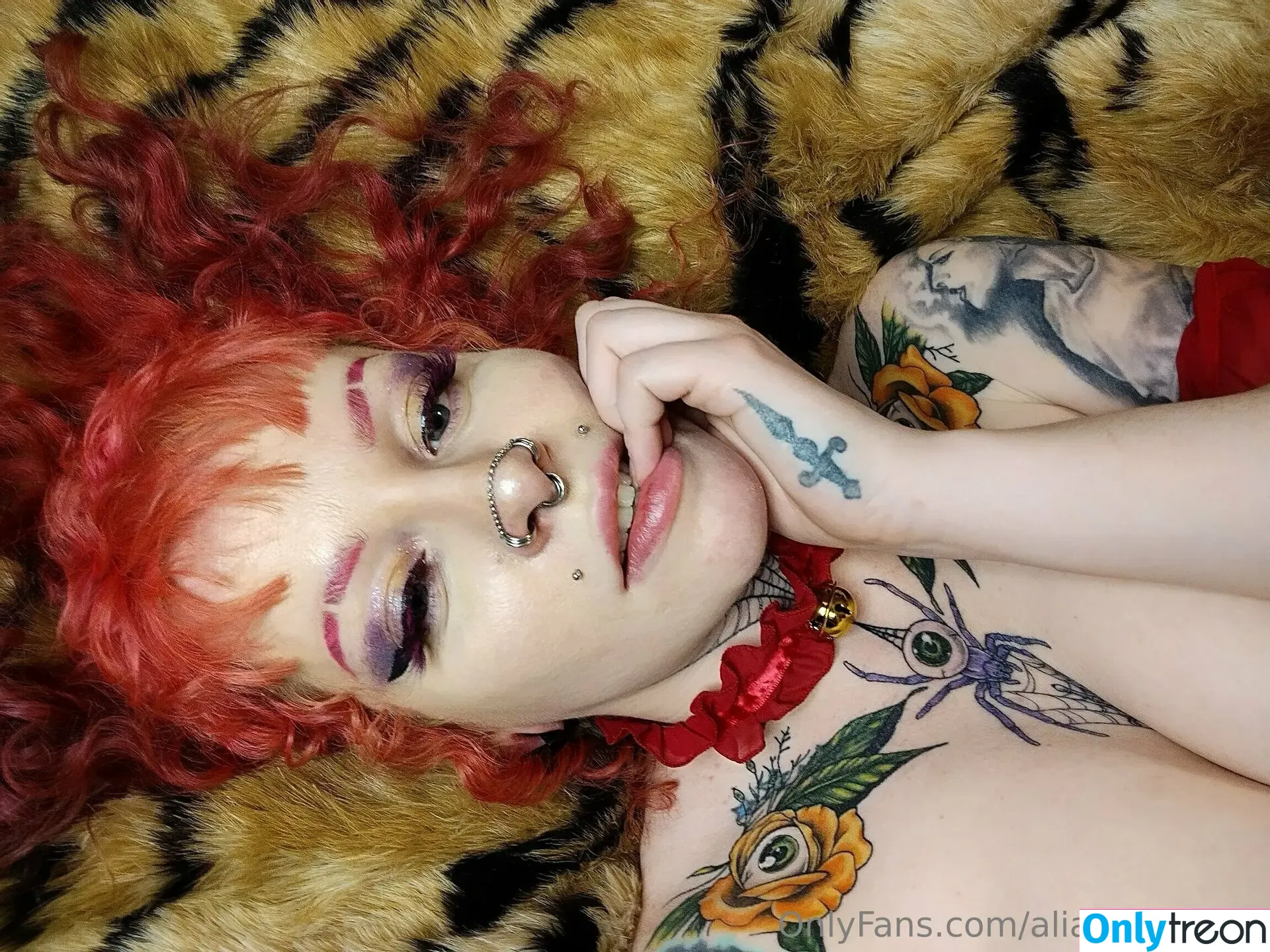 aliarsenicfree nude photo #0037 (aliarsenicfree)