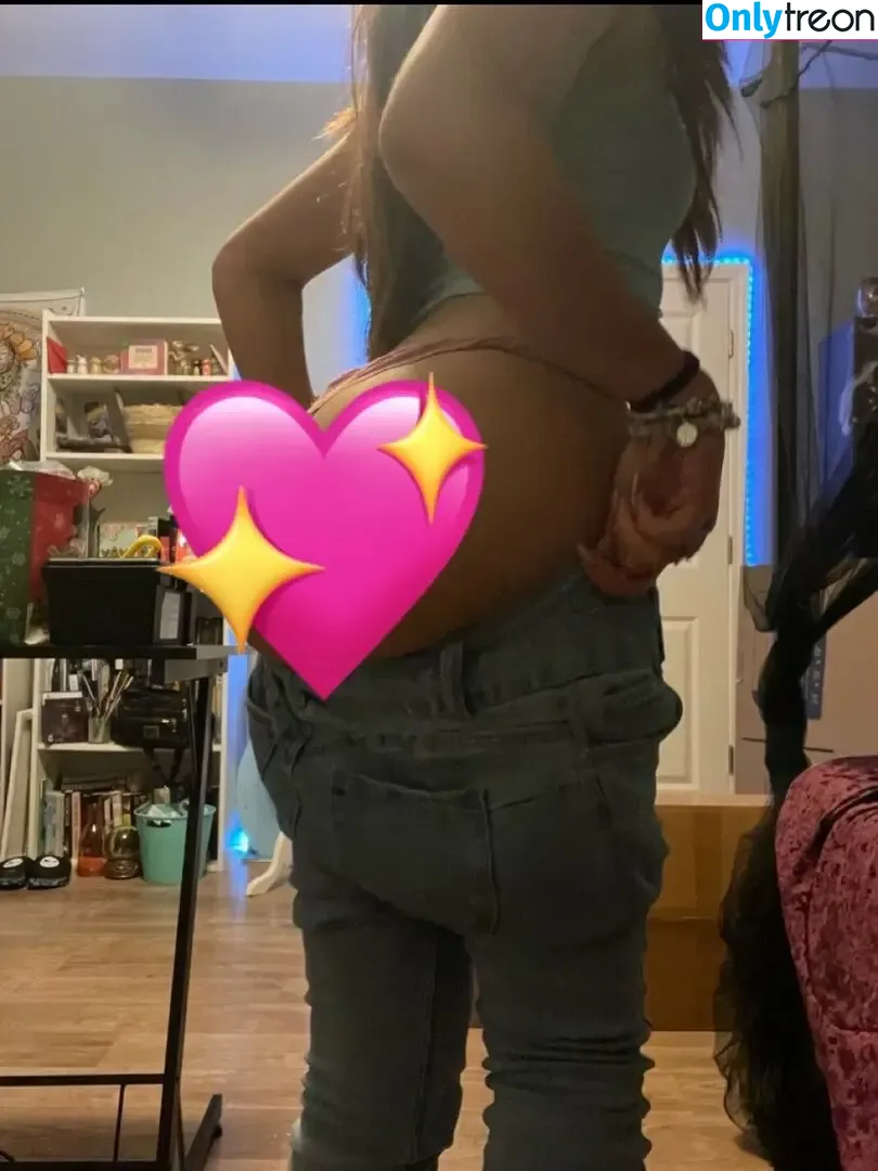 aliaugh nude photo #0001 (alia_dakka / sexybblady20)