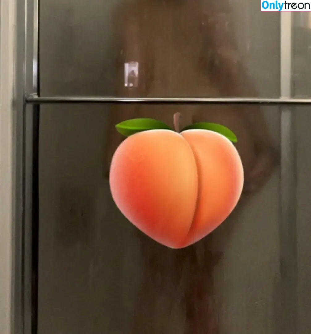 aliaugh nude photo #0002 (alia_dakka / sexybblady20)