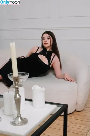 Alica_Quinn / aliciasacramonequinn / itsalicequinn nude photo #0030