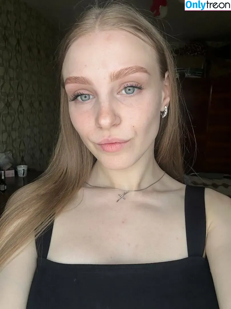 alice_19f голая photo #0007 (_aliiceee_)
