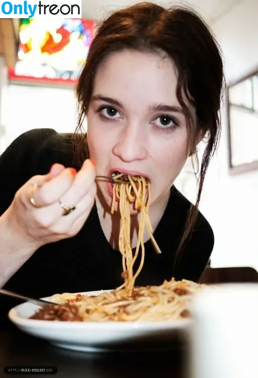 Alice Allegra Englert голая photo #0025 (aliceenglert.actual)