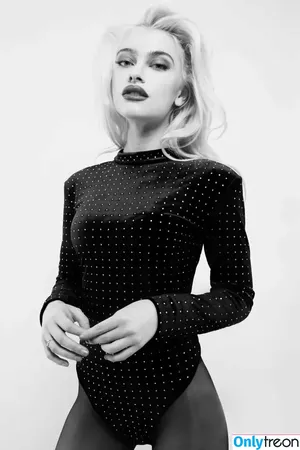 Alice Chater / alicemusic nude photo #0020