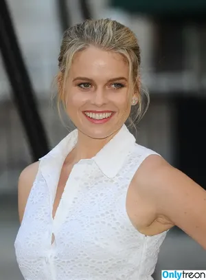 Alice Eve / aliceeve / aliceline фото голая #0493