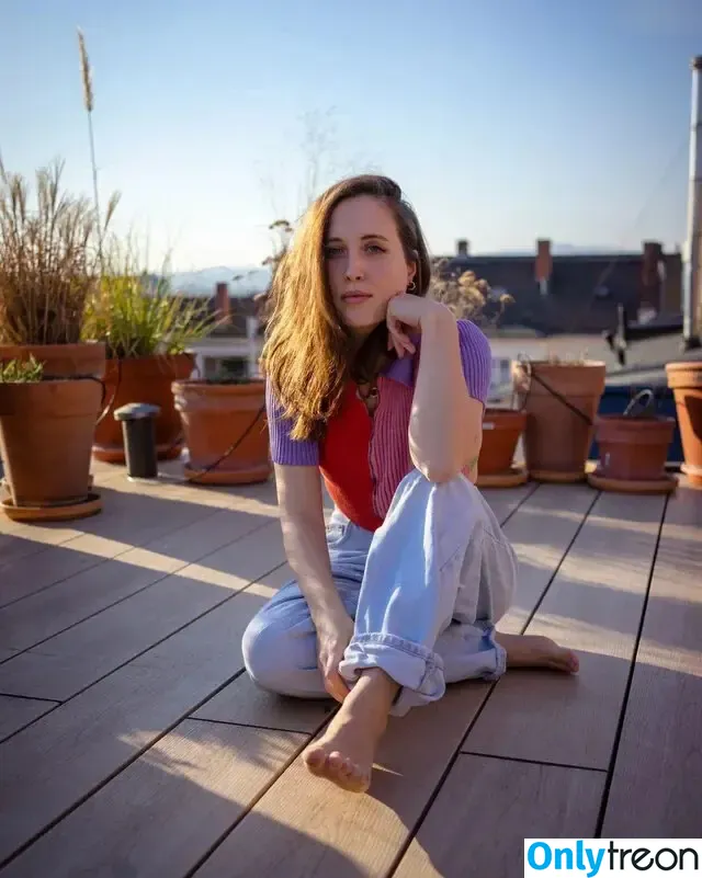 Alice Merton голая photo #0006 (alicemerton)