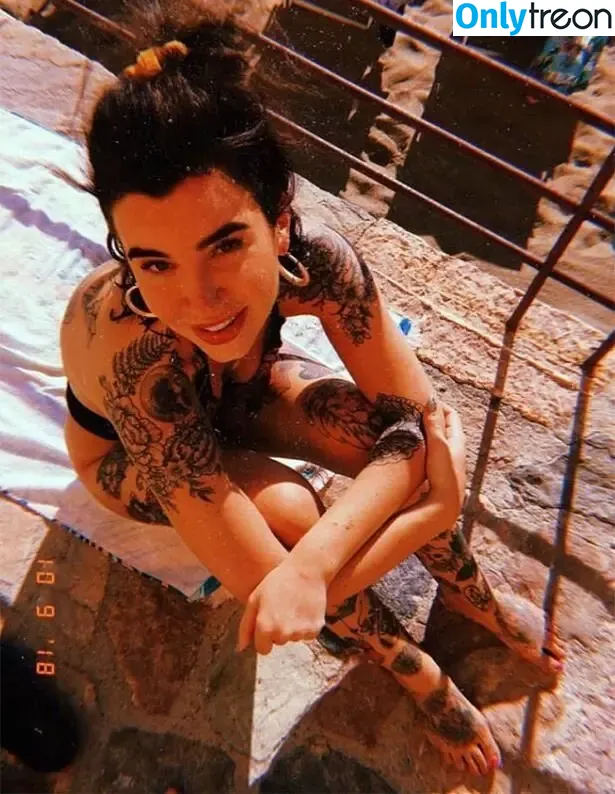 Alice Perrin голая photo #0001 (alish_p)