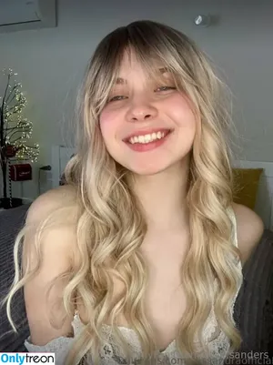 alice.sanders / alicejsanders nude photo #0002