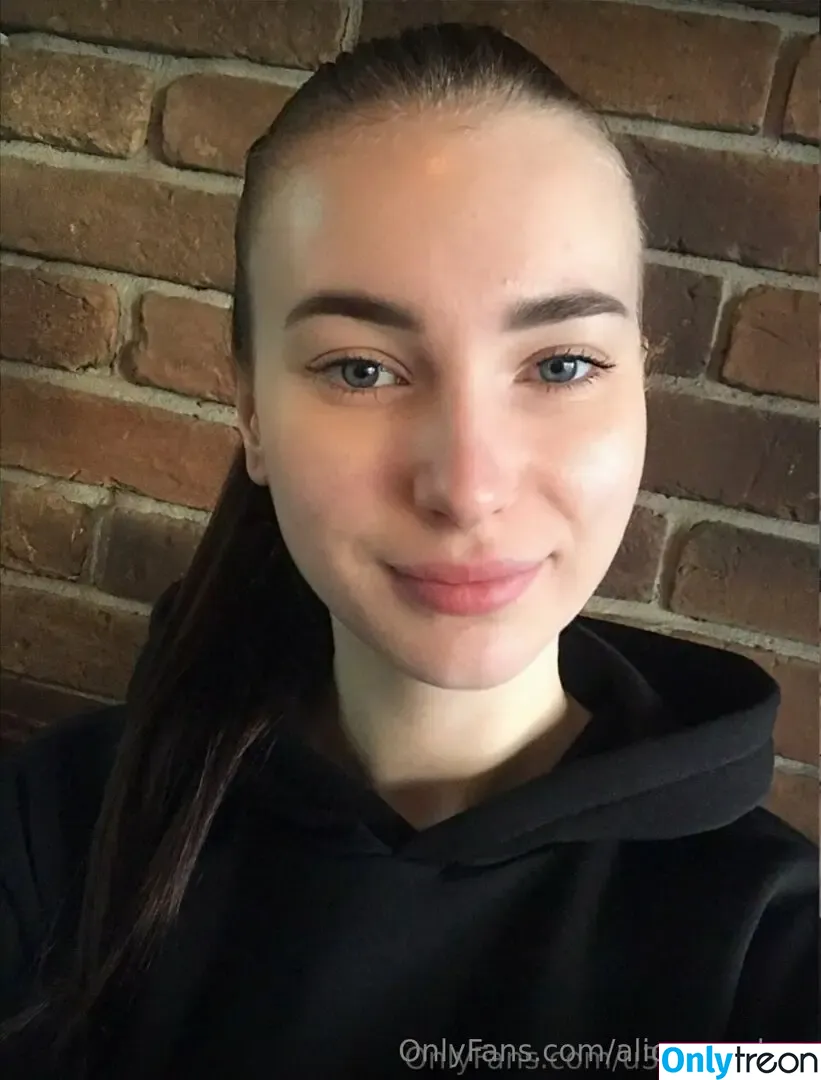 alice.sanders голая photo #0050 (alicejsanders)