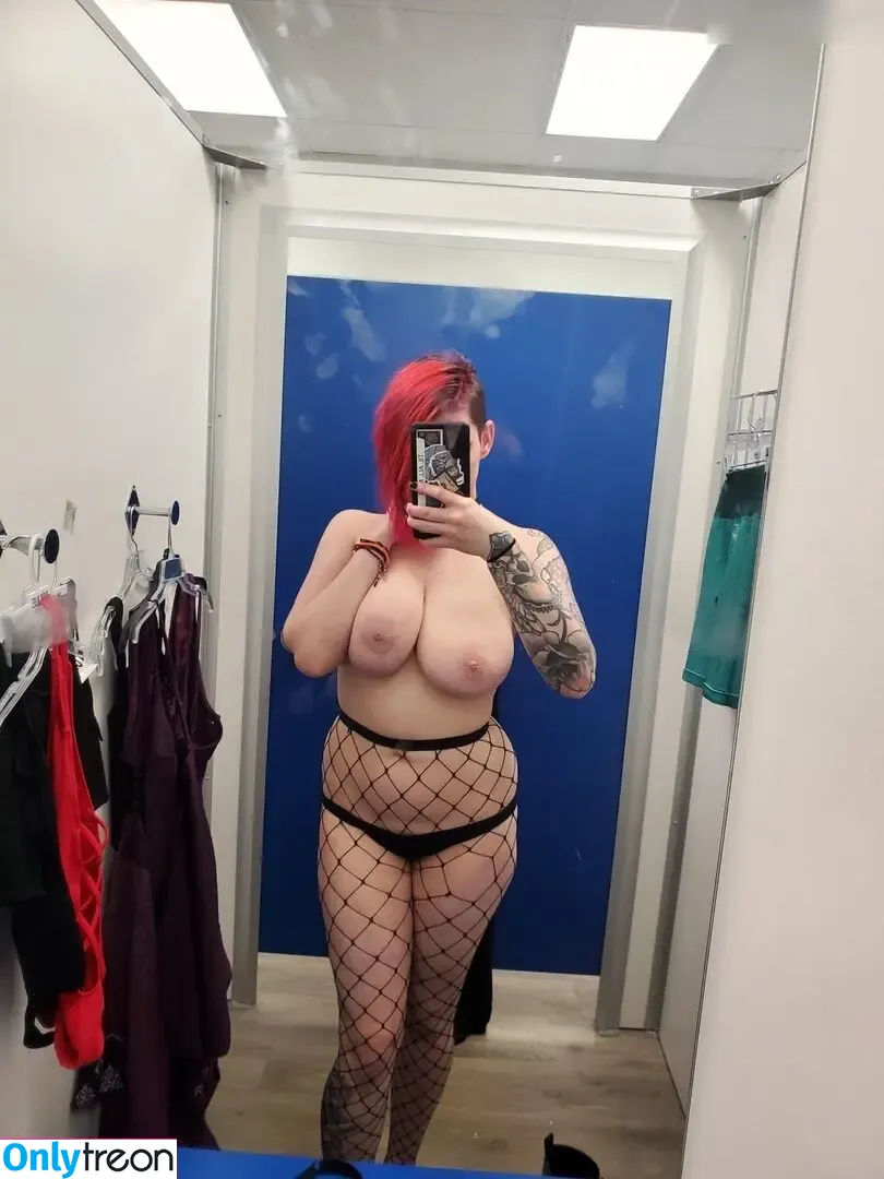 Alice Snow nude photo #0002 (Alice Snow)