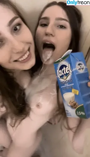  nude photo #0001