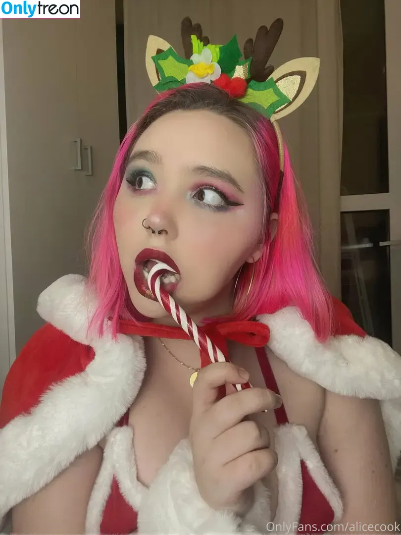 alicecook nude photo #0007 (alicecook_)