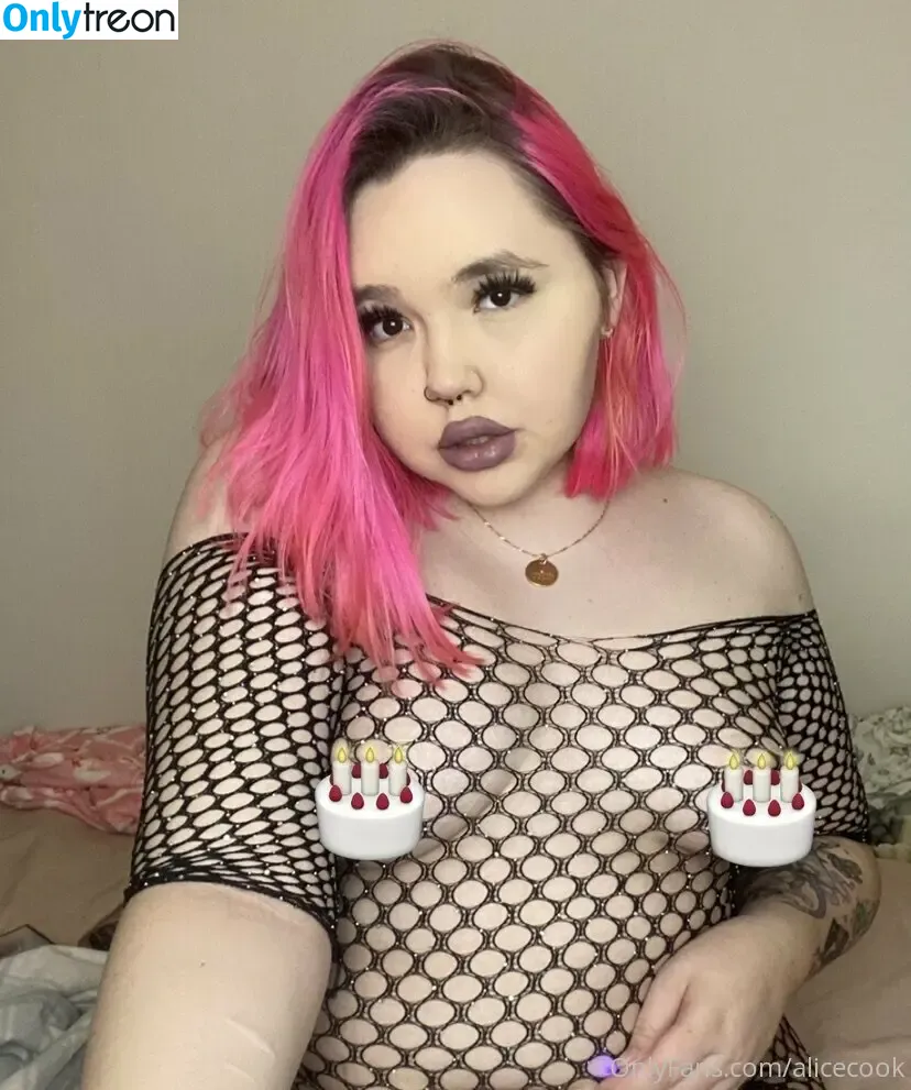 alicecook nude photo #0018 (alicecook_)