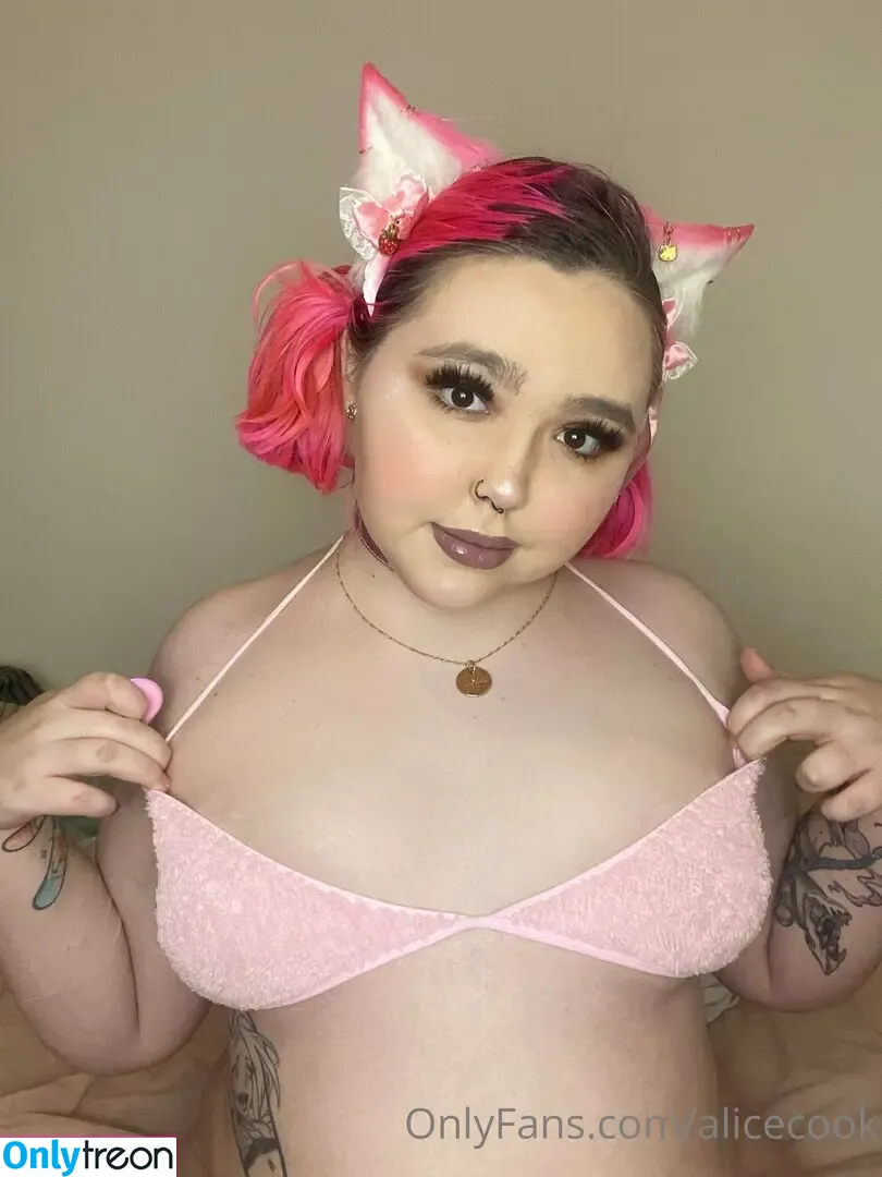 alicecook nude photo #0040 (alicecook_)