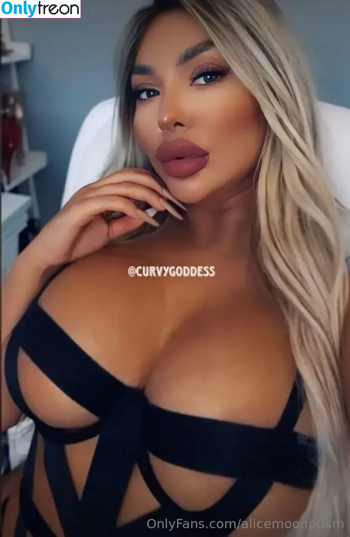 alicemoonprism голая photo #0025 (thealicemoon)