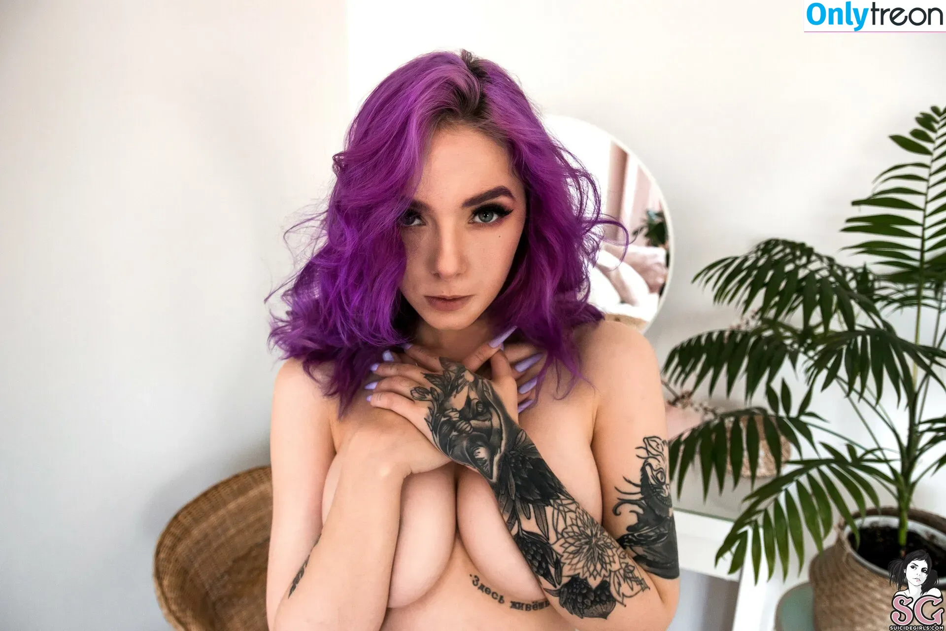 Aliceverner nude photo #0019 (alicevernersuicide)