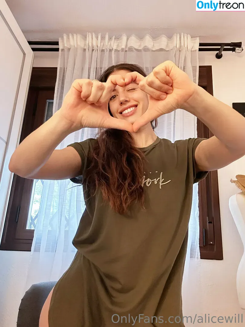 Alicewill голая photo #0164 (alicewill22)