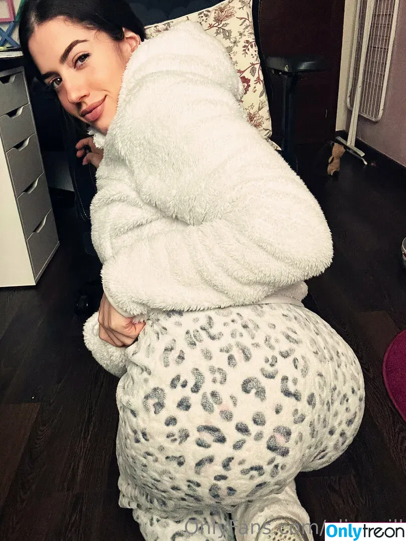 Alicewill nude photo #0194 (alicewill22)