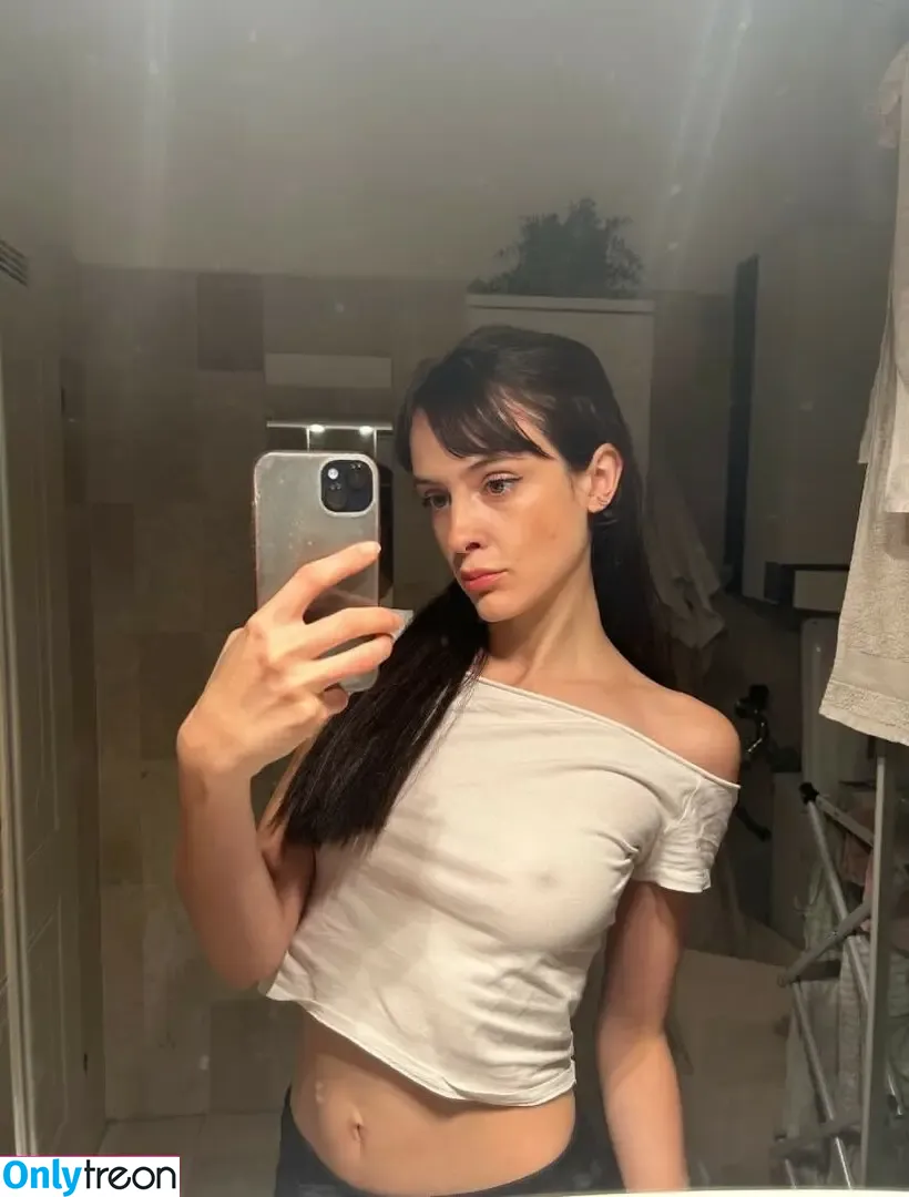 Aliceyourbarista nude photo #0057 (aliceeluvv3)