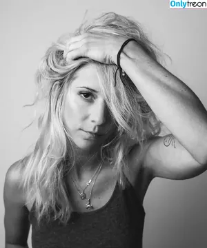 Alicia Bognanno / bullythemusic nude photo #0006