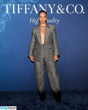 Alicia Keys / aliciakeys / ayxxxclusive фото голая #0322