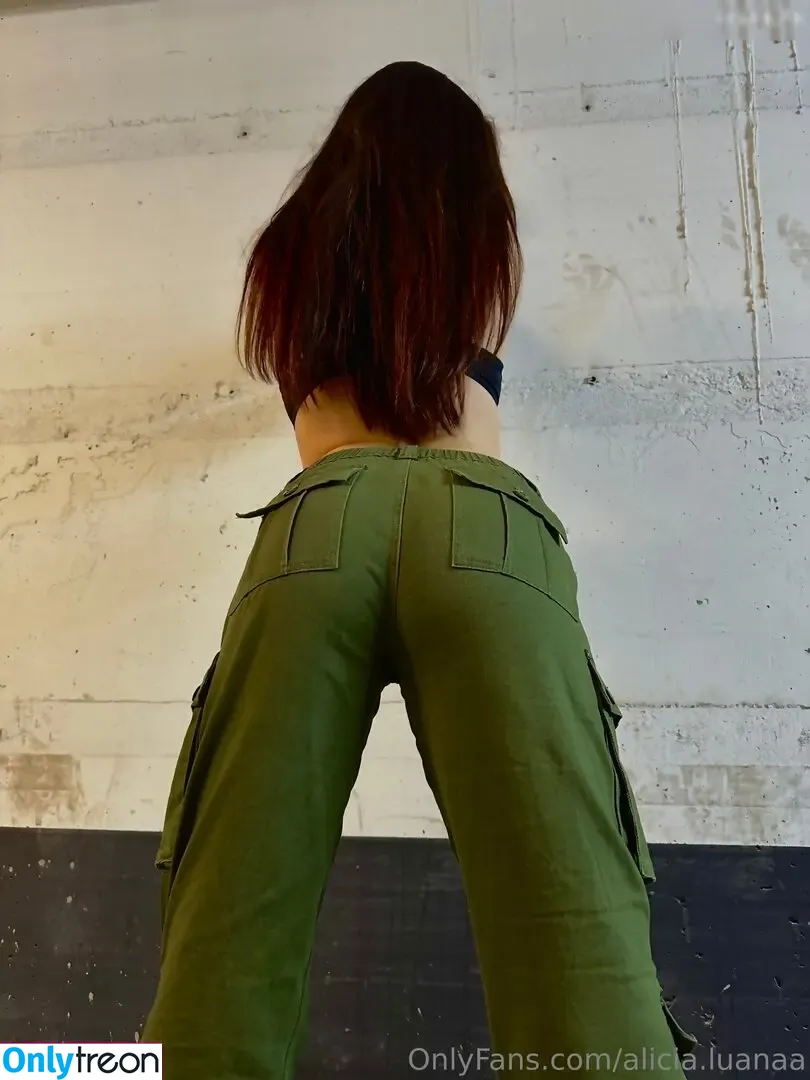 Alicia.luanaa nude photo #0006 (Alicia.luanaa)