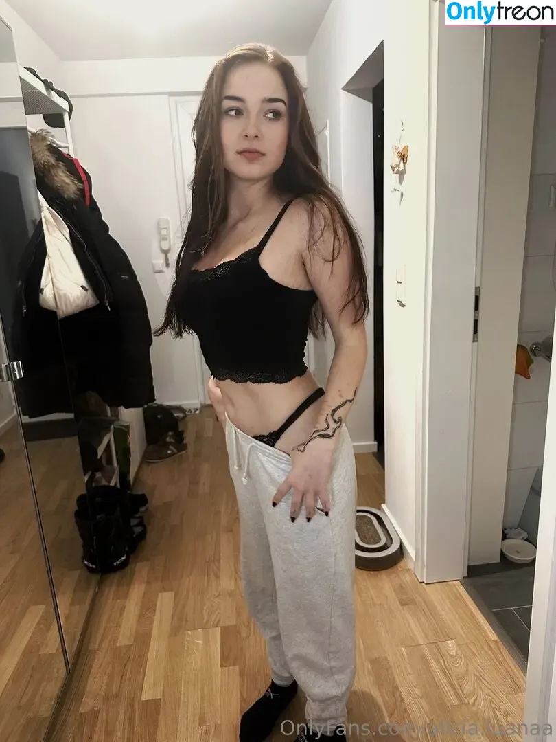 Alicia.luanaa nude photo #0029 (Alicia.luanaa)