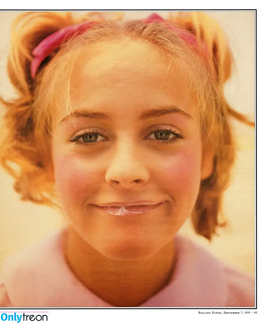 Alicia Silverstone голая photo #0234 (AliciaSilv / aliciasilverstone)