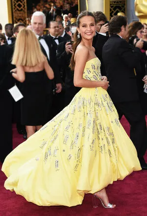 Alicia Vikander / aliciavikanderdaily фото голая #0053