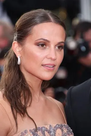 Alicia Vikander / aliciavikanderdaily фото голая #0082