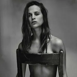 Alicia Vikander / aliciavikanderdaily фото голая #0157