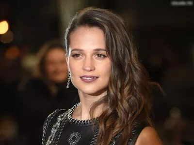 Alicia Vikander / aliciavikanderdaily фото голая #0261
