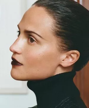 Alicia Vikander / aliciavikanderdaily nude photo #0384