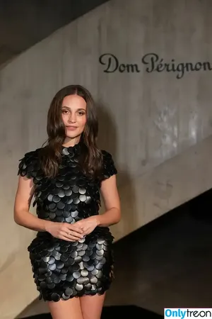 Alicia Vikander / aliciavikanderdaily фото голая #0546
