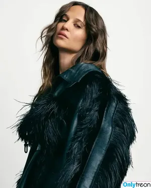 Alicia Vikander / aliciavikanderdaily фото голая #0630