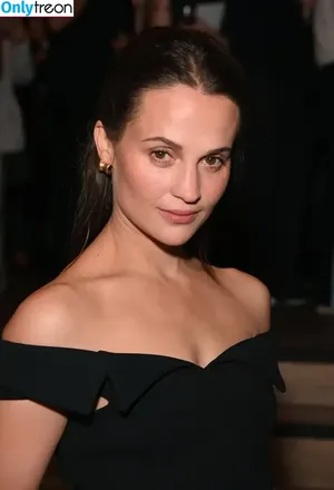 Alicia Vikander / aliciavikanderdaily фото голая #0644