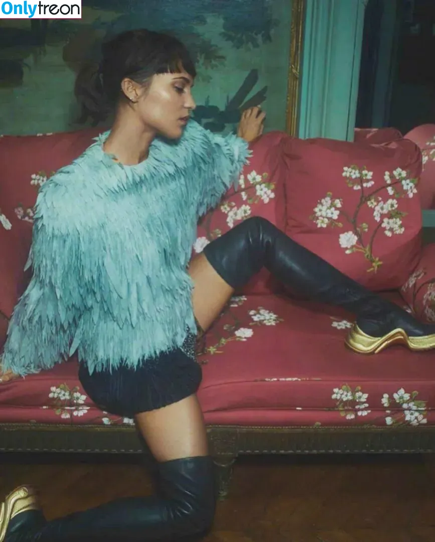 Alicia Vikander голая photo #0069 (aliciavikanderdaily)