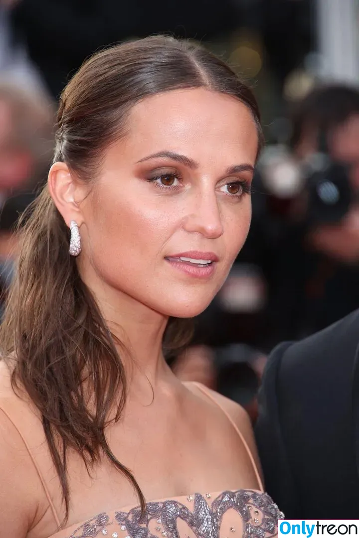 Alicia Vikander nude photo #0082 (aliciavikanderdaily)