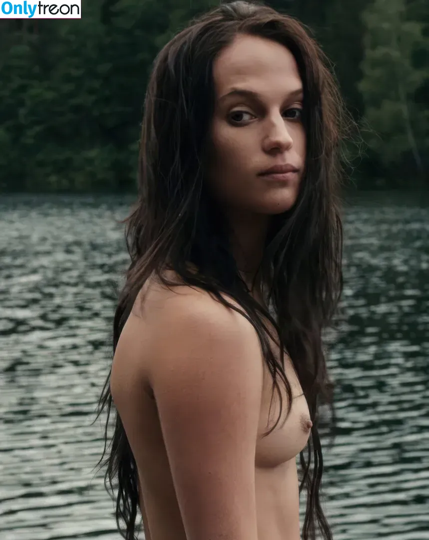 Alicia Vikander голая photo #0167 (aliciavikanderdaily)