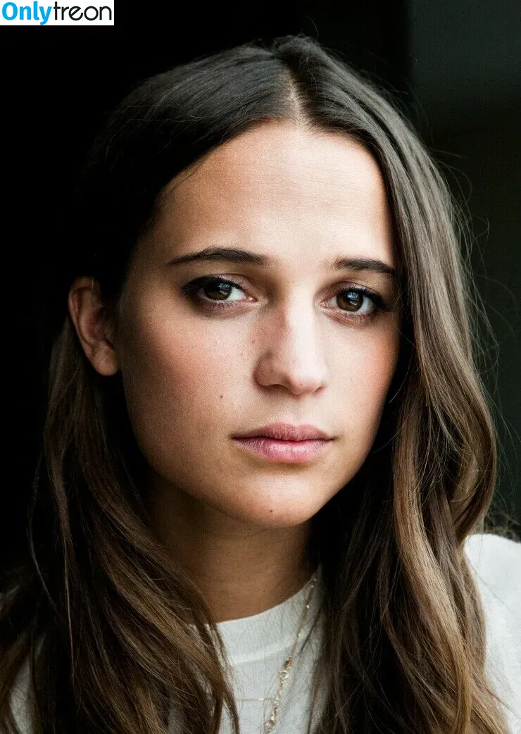 Alicia Vikander nude photo #0215 (aliciavikanderdaily)