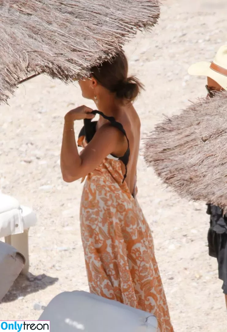 Alicia Vikander голая photo #0304 (aliciavikanderdaily)
