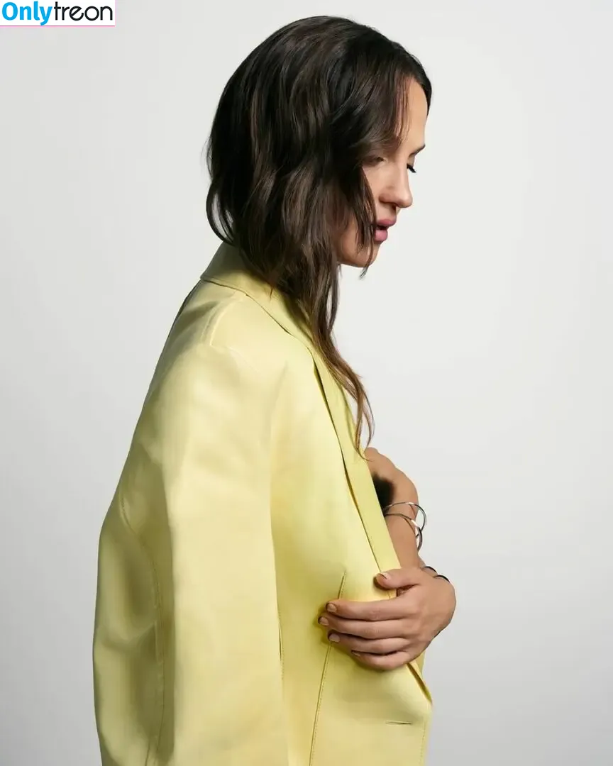 Alicia Vikander голая photo #0629 (aliciavikanderdaily)
