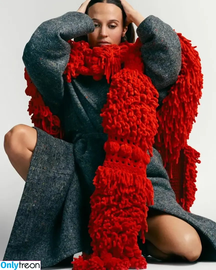 Alicia Vikander голая photo #0632 (aliciavikanderdaily)