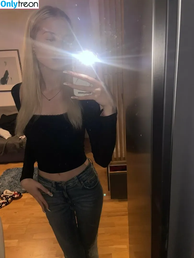 Aliciaxoxo Aliciaao nude photo #0001 (aliciaxoxo / xoxo_alicia_)