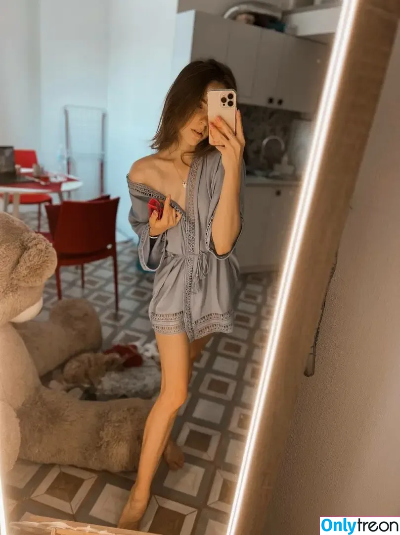 Alina_dln nude photo #0023 (Alina_dln)