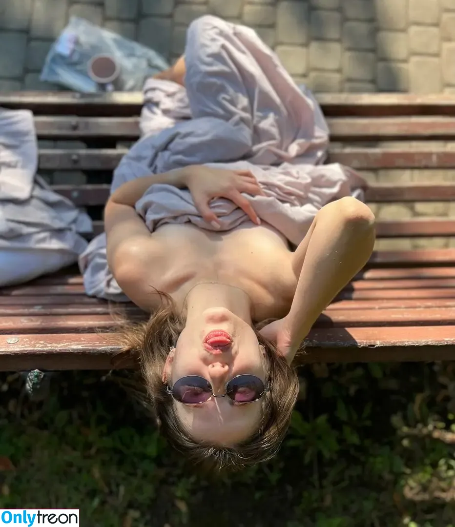Alina_dln nude photo #0068 (Alina_dln)