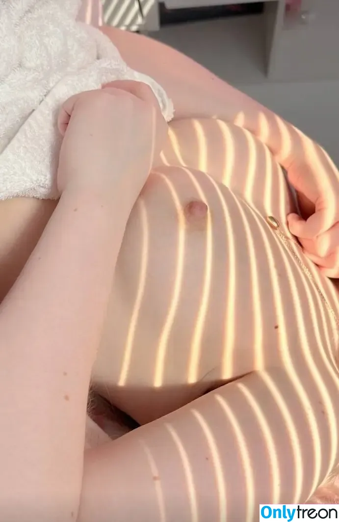 Alina Kim nude photo #0314 (bunny_alina_kim / ethot_gamer)