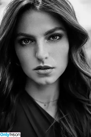 Alina Marzi / alinamarzi фото голая #0077