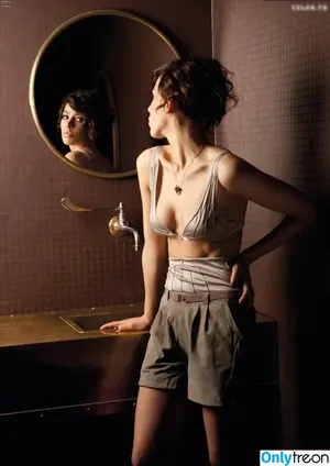 Alina Süggeler / alina_sueggeler фото голая #0027